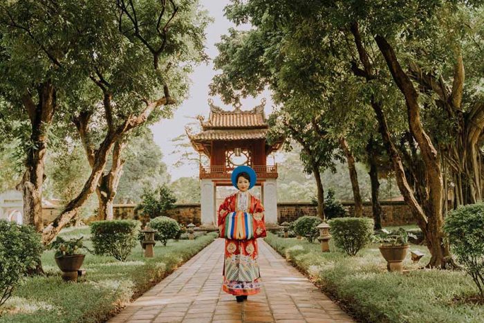 Du lịch Hà Nội - 12 địa điểm, 5 đặc sản phải trải nghiệm khi đến Thủ đô nghìn năm Văn hiến 32 Văn Miếu Quốc Tử Giám