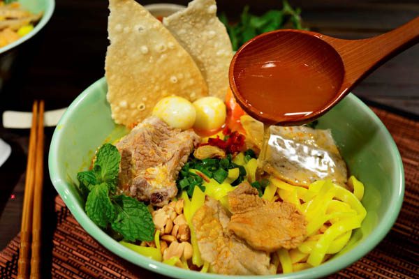 Mỳ Quảng- đặc sản du lịch Đà Nẵng
