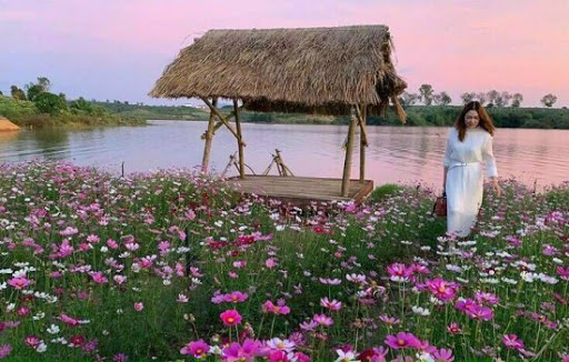 Vườn hoa Kon Trang Long Loi