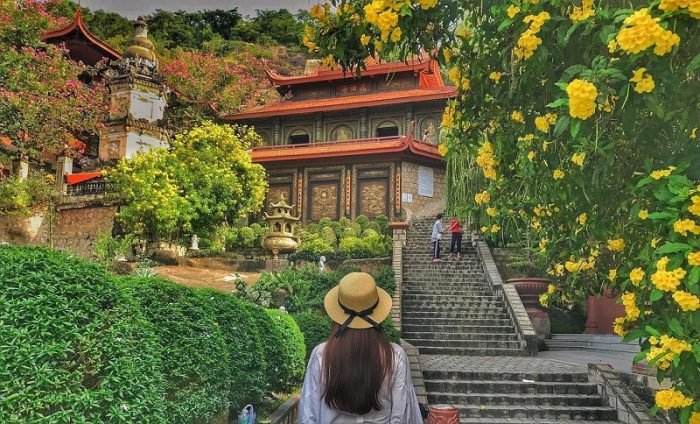 Bật mí kinh nghiệm du lịch An Giang cho các tín đồ “xê dịch” 11 Khu du lịch núi Sam Châu Đốc - Du lịch An Giang