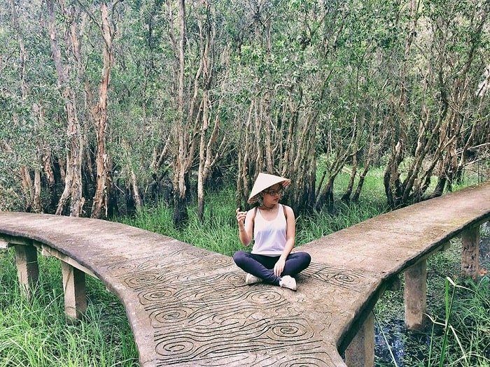 Khu du lịch sinh thái Làng nổi Tân Lập