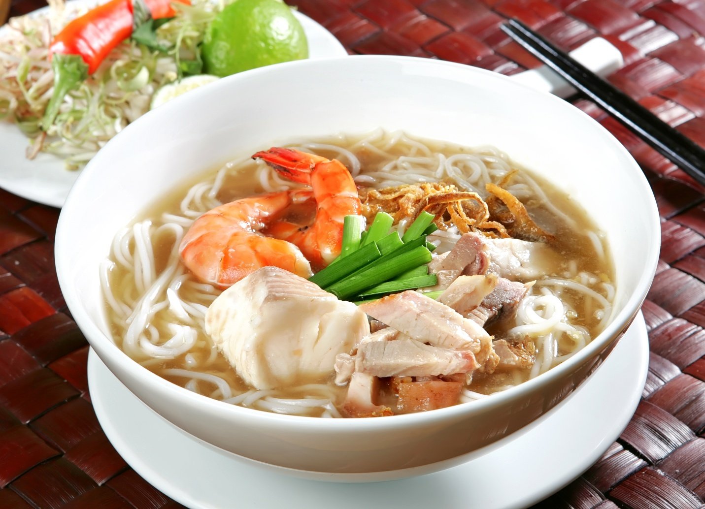 Đi chơi Khu du lịch Đại Nam nên ăn gì?