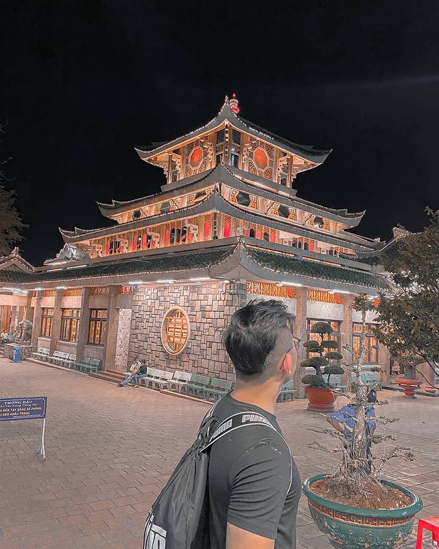 Đi chùa Bà Châu Đốc An Giang cúng gì?