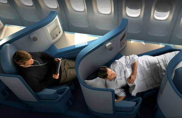 Mua vé máy bay đi Mỹ hãng hàng không Delta Airlines 2023 12 Chỗ ngồi rộng rãi, chỗ để chân thoải mái trên chuyến bay | Ảnh: Internet