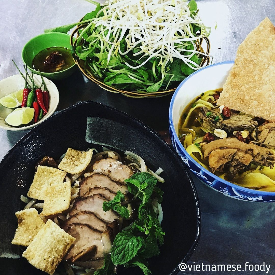 Cao Lau - Photo: @vietnamese.foody