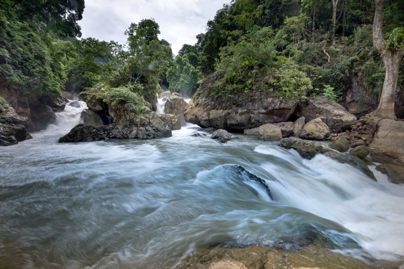 Dau Dang waterfall