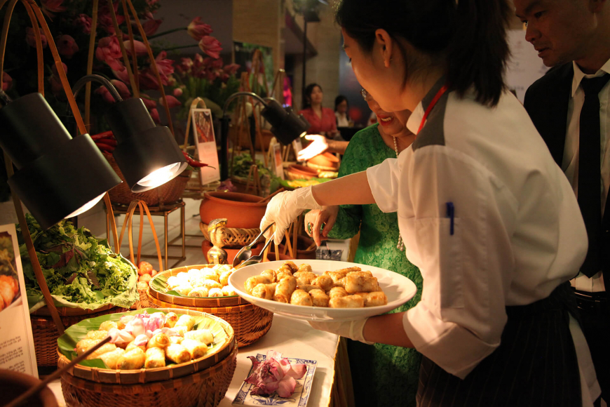 Explore the Vibrant Vietnamese Cuisine with MICHELIN Guide Hanoi & Ho Chi Minh City 15 Michelin's A Taste of Vietnam