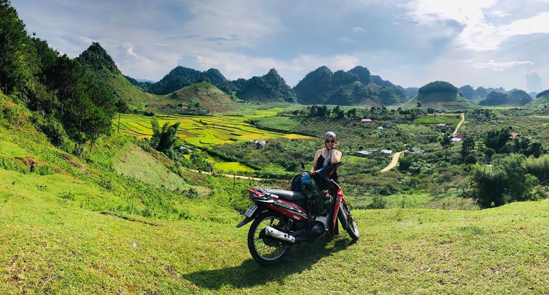 Biking Bliss: Experience Vietnam's Top Cycling Destinations 10 Moc Chau - Photo: @izumisan2020