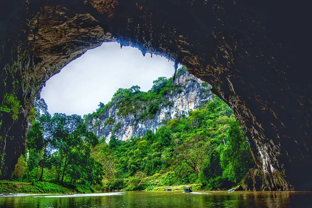 Puong cave