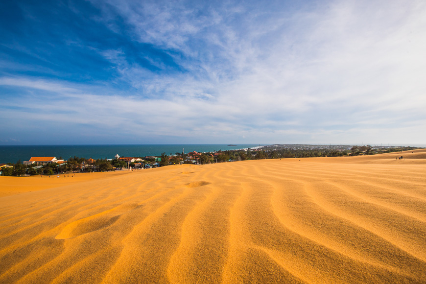 Sand dunes Mui Ne travel