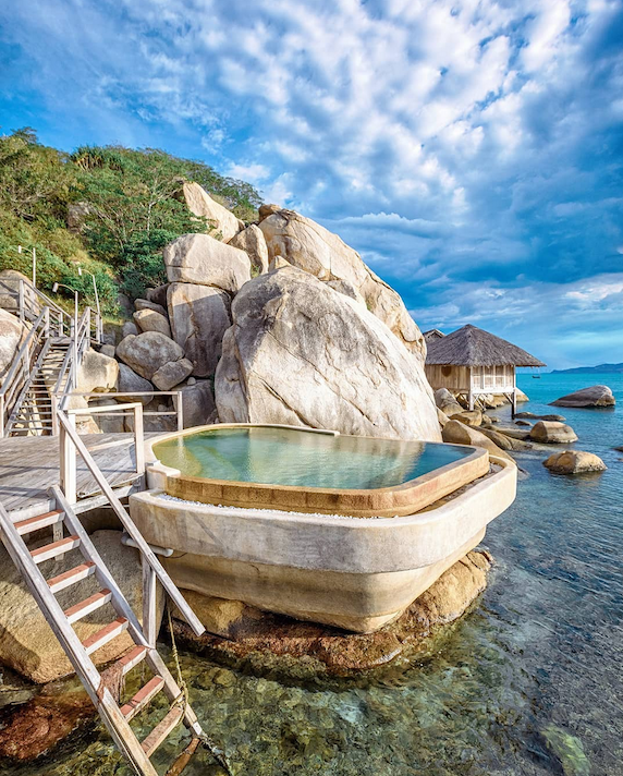 3 Most Romantic Travel Destinations in Vietnam 7 Nha Trang - Photo: @sixsensesninhvanbay