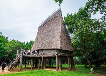 bahnar houses vietnam
