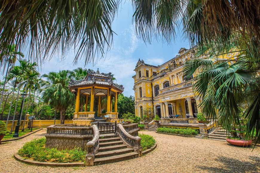 Inside the Life of Vietnam's Last Emperor 11 Vietnam Dynasties