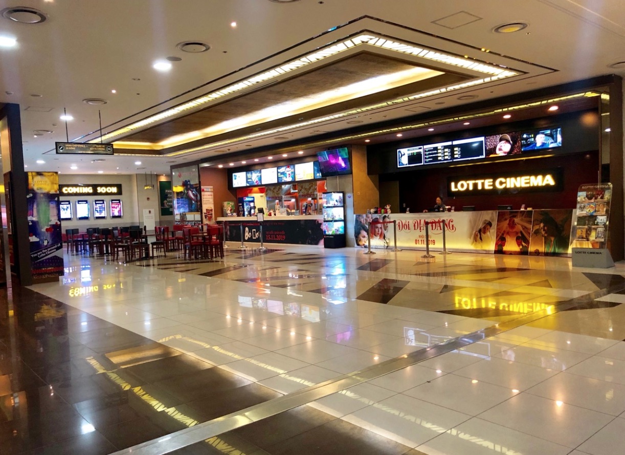 A Fascinating Multiplex of Shopping and Entertainment