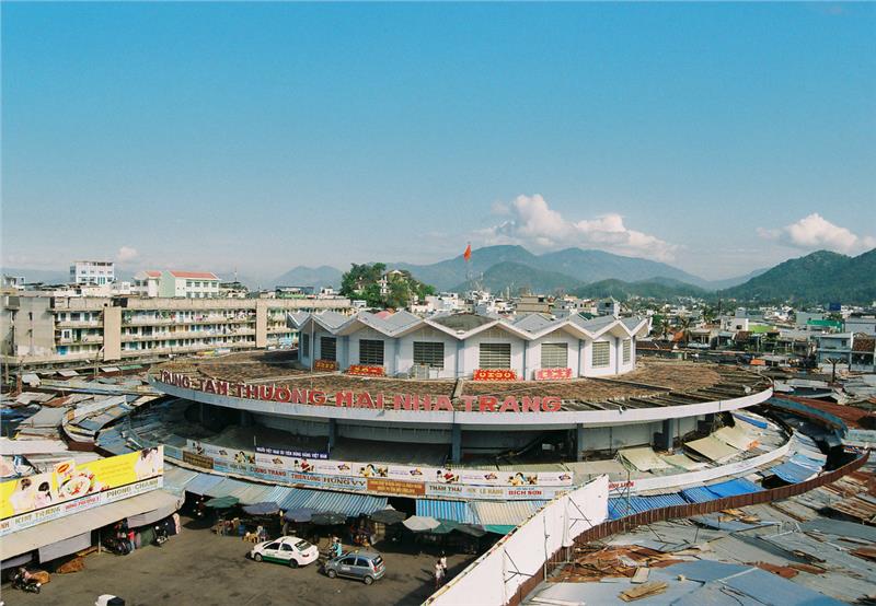 Dam Market