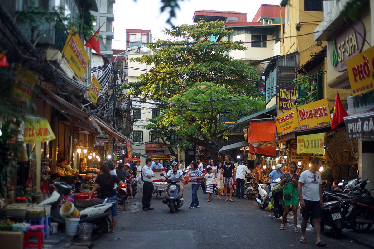 Discover Hang Be Market: A Cultural Gem in Hanoi 7 Hang Be Market