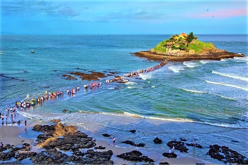 Aerial view of Hon Ba Isle
