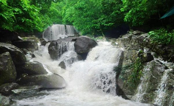 Heaven Pond – Fairy Spring: A Hidden Gem in Nature's Embrace 3 Heaven Pond - Fairy Spring